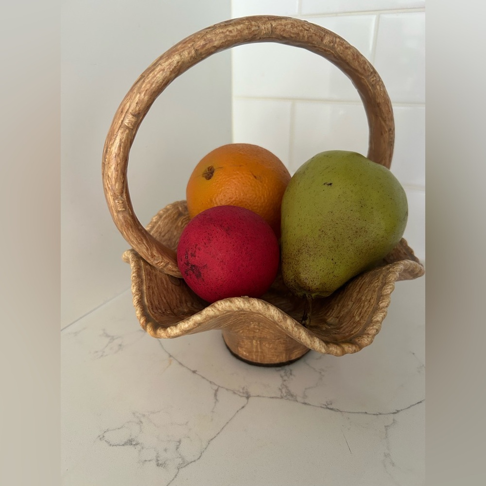 Vintage Handmade Ceramic Beige Tan Weave Fruit Basket Handle Scalloped Edge